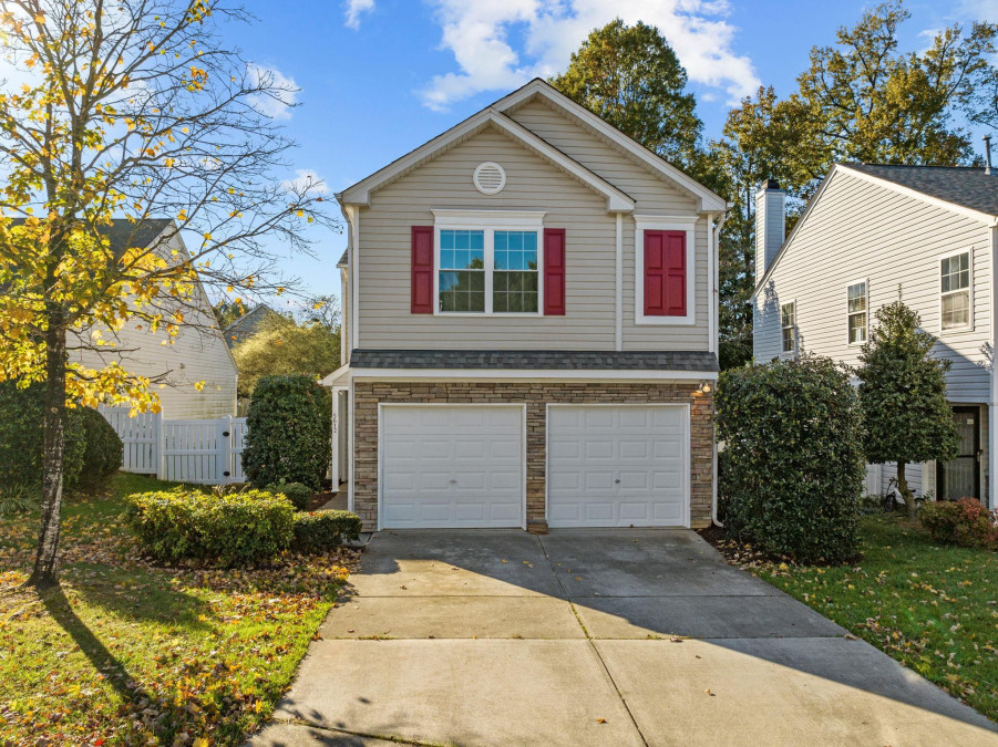 5612 Sorrell Crossing Dr Raleigh, NC 27617