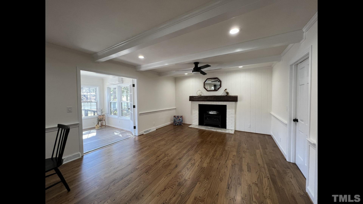 1100 Clearwater Dr, Sanford, NC 27330 Raleigh Realty