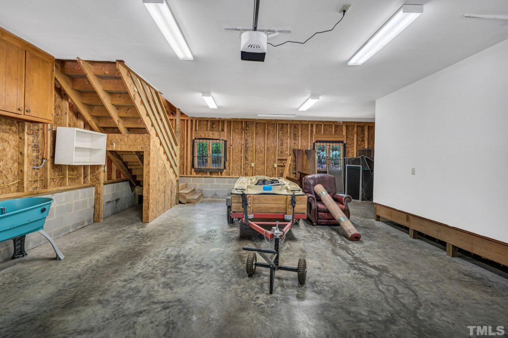 1102 Tallyho Trl Chapel Hill, NC 27516