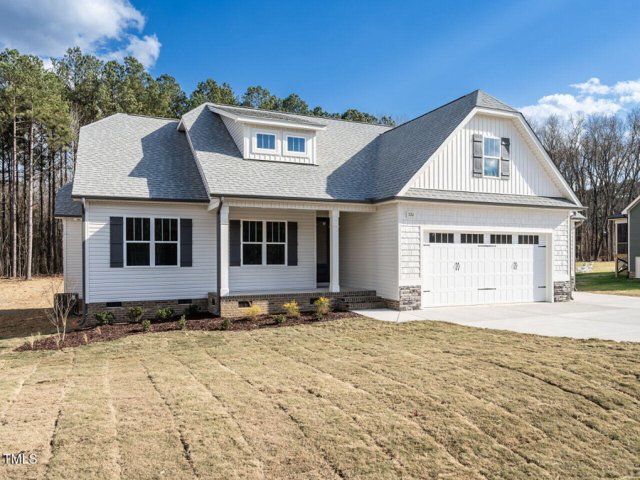 320 Hampshire Ct Four Oaks, NC 27524