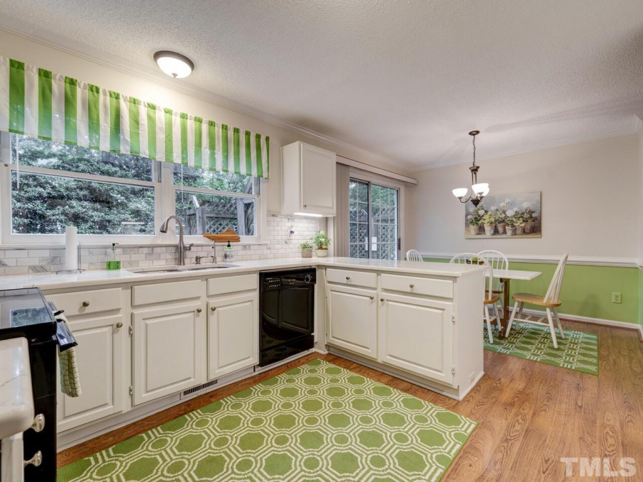 1304 Bridgeport Dr, Raleigh, NC 27615 Raleigh Realty