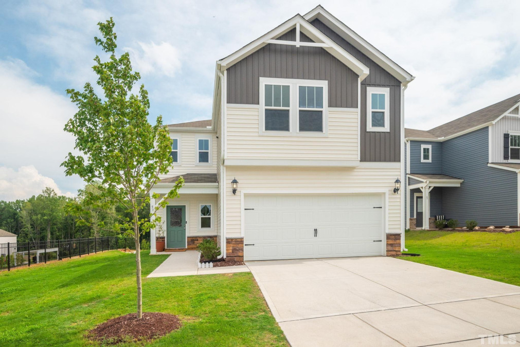 51 Coffee Tree Cir Clayton, NC 27527