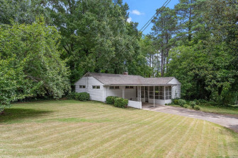 118 Clarendon Crescent Raleigh, NC 27610