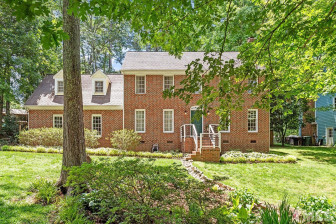 105 Prince William Ln Cary, NC 27511