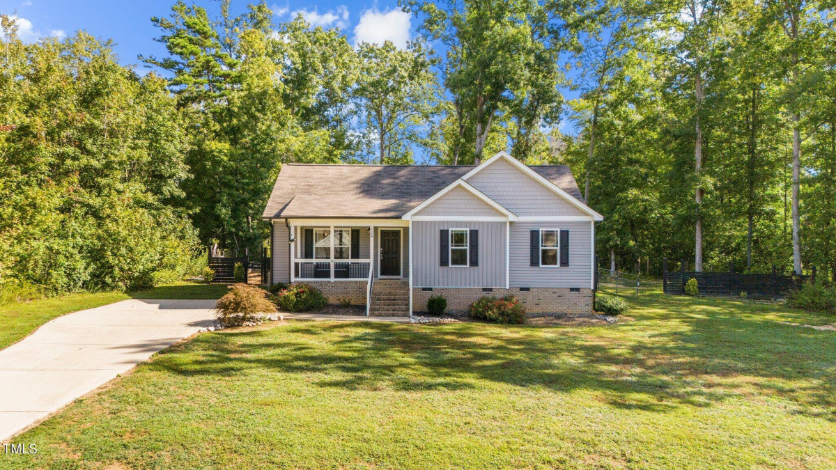 119 Bragg Ln Hurdle Mills, NC 27541