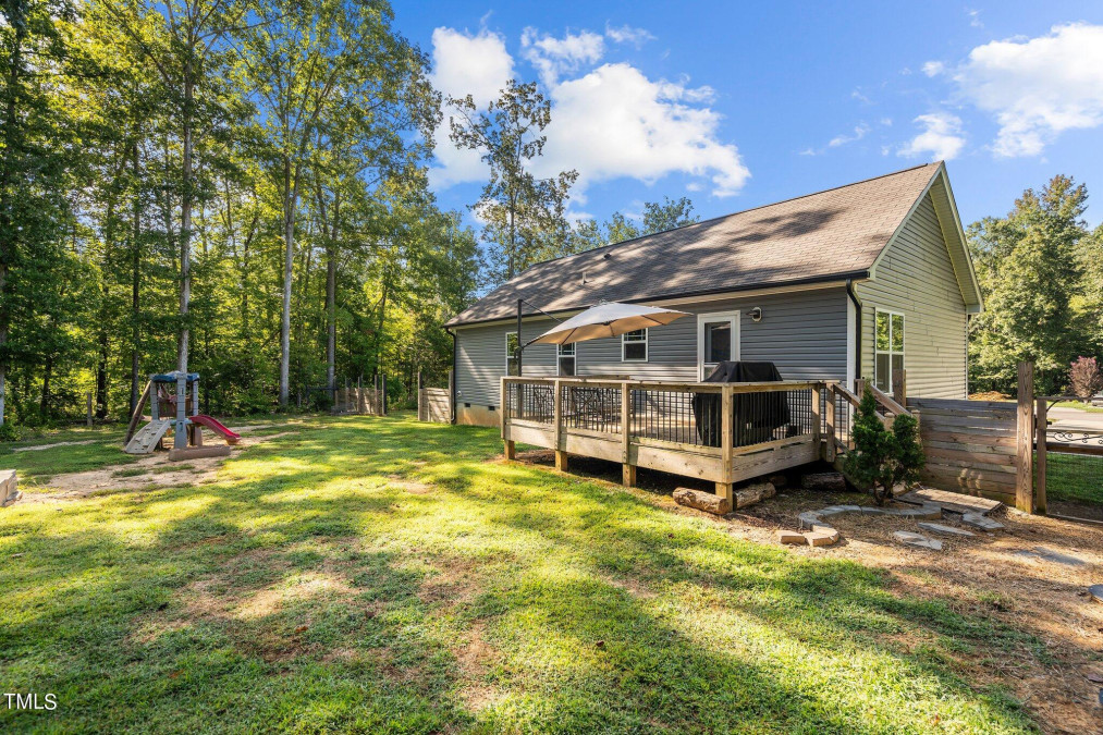 119 Bragg Ln Hurdle Mills, NC 27541