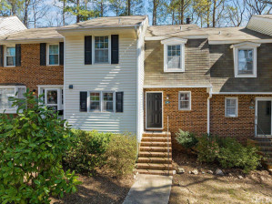 921 Hampshire Ct Cary, NC 27511