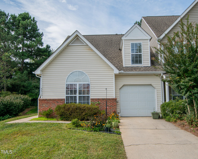 6415 Bellcross Trl Whitsett, NC 27377