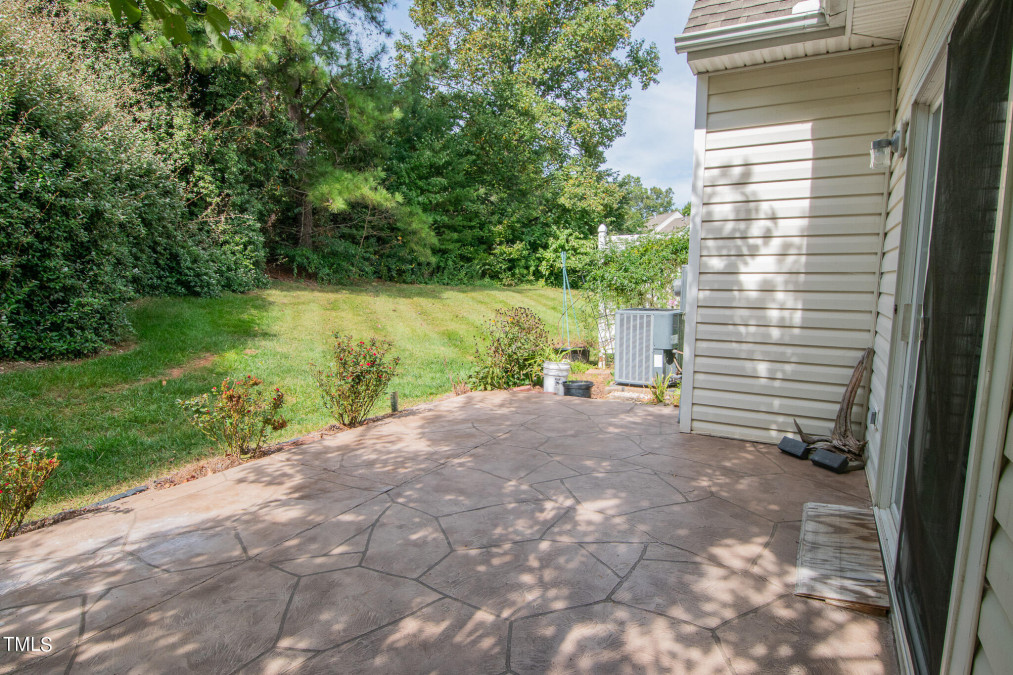 6415 Bellcross Trl Whitsett, NC 27377