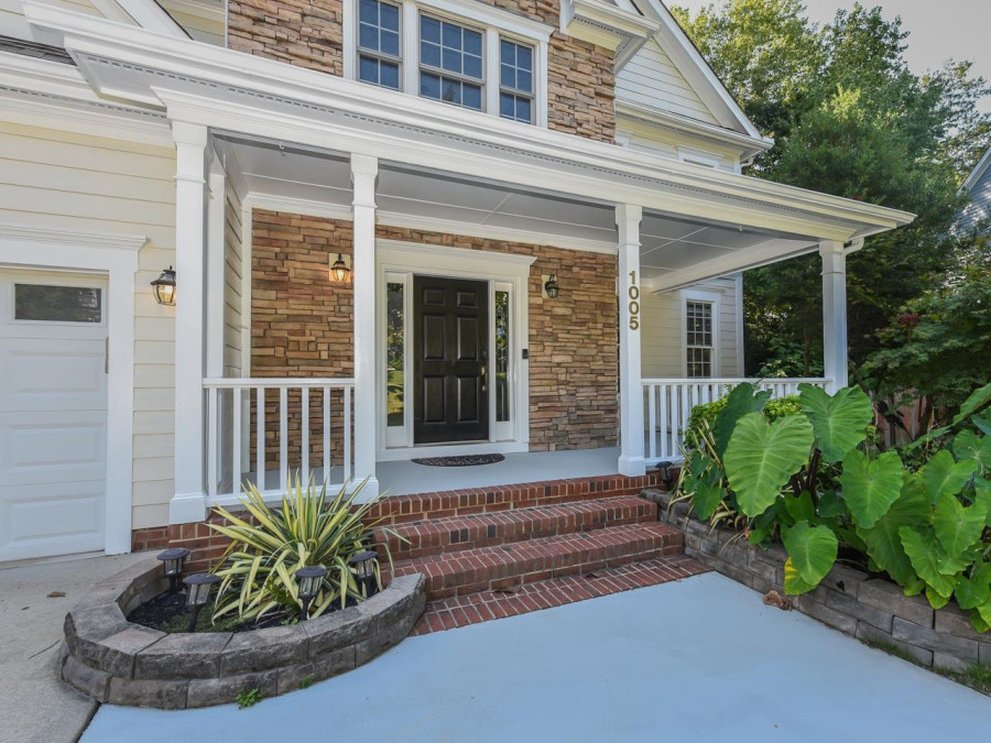 1005 Fairfax Woods Dr, Apex, NC 27502 Raleigh Realty