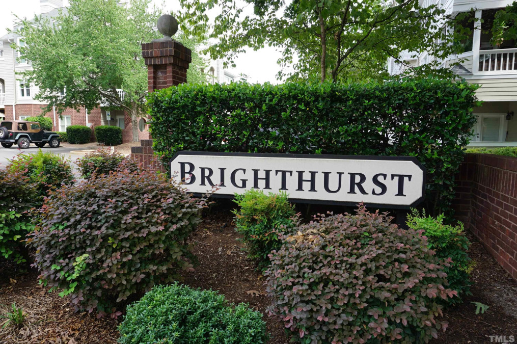 1000 Brighthurst Dr, Raleigh, NC 27605 Raleigh Realty