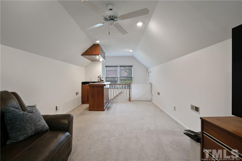 3306 Quarry Dr Fayetteville, NC 28303
