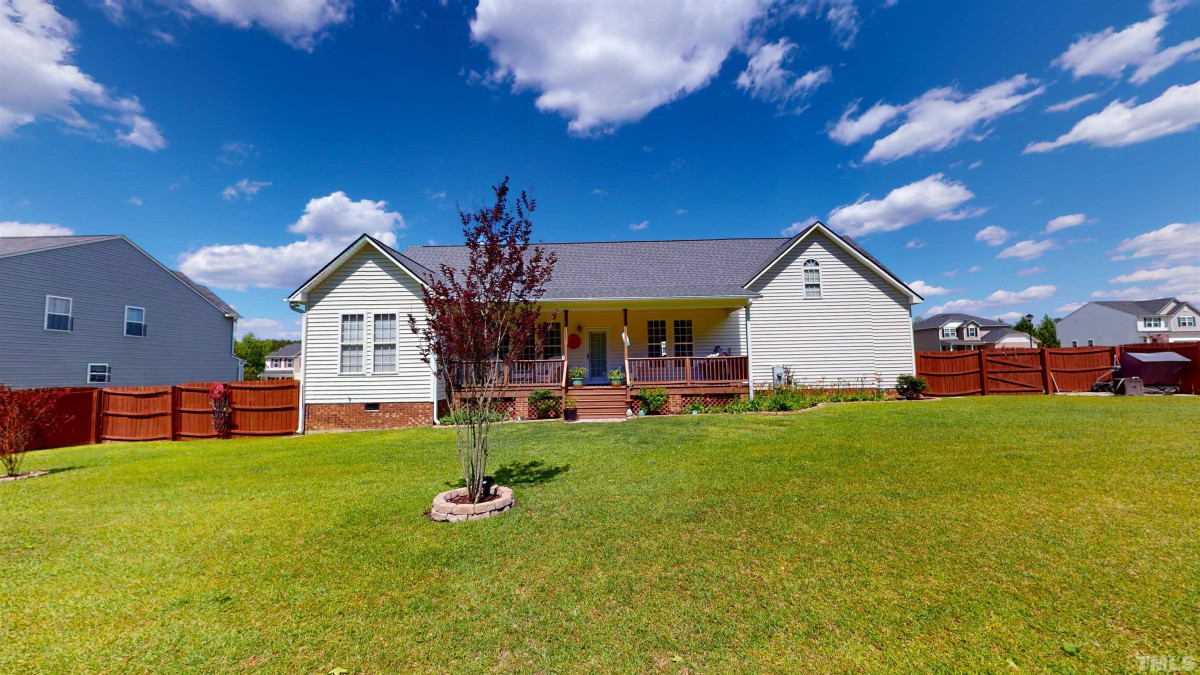 233 Meadow Hills Dr Four Oaks, NC 27524