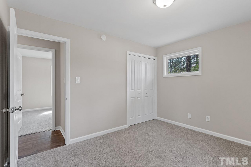 2616 Elmhurst Cir Raleigh, NC 27610