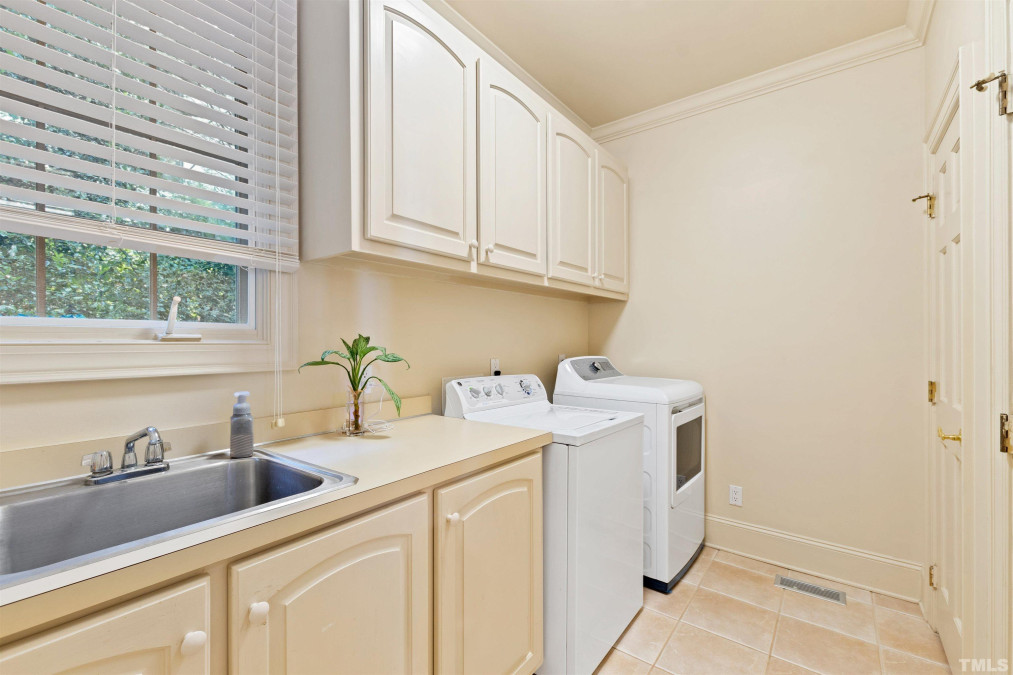 47900 Kitchin Chapel Hill, NC 27517