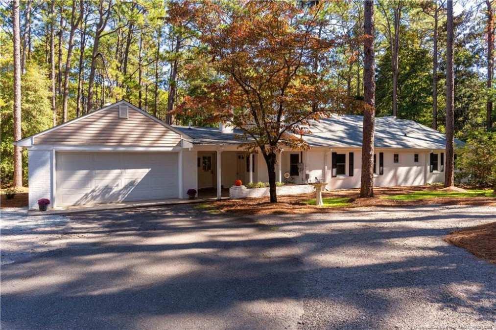 375 Pee Dee Rd Southern Pines, NC 28387