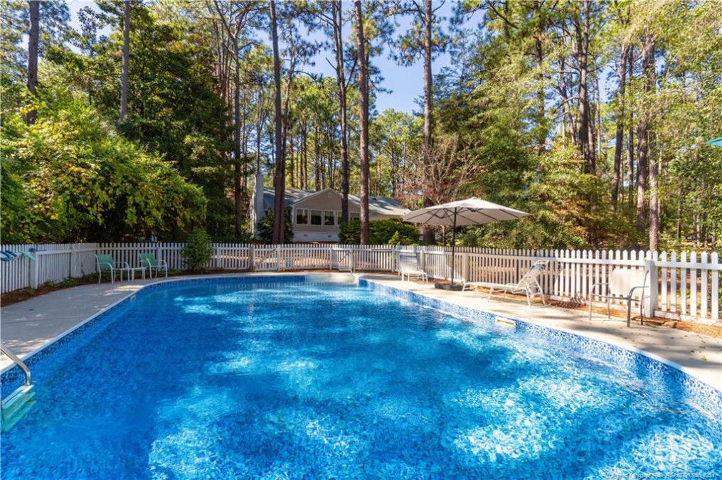 375 Pee Dee Rd Southern Pines, NC 28387