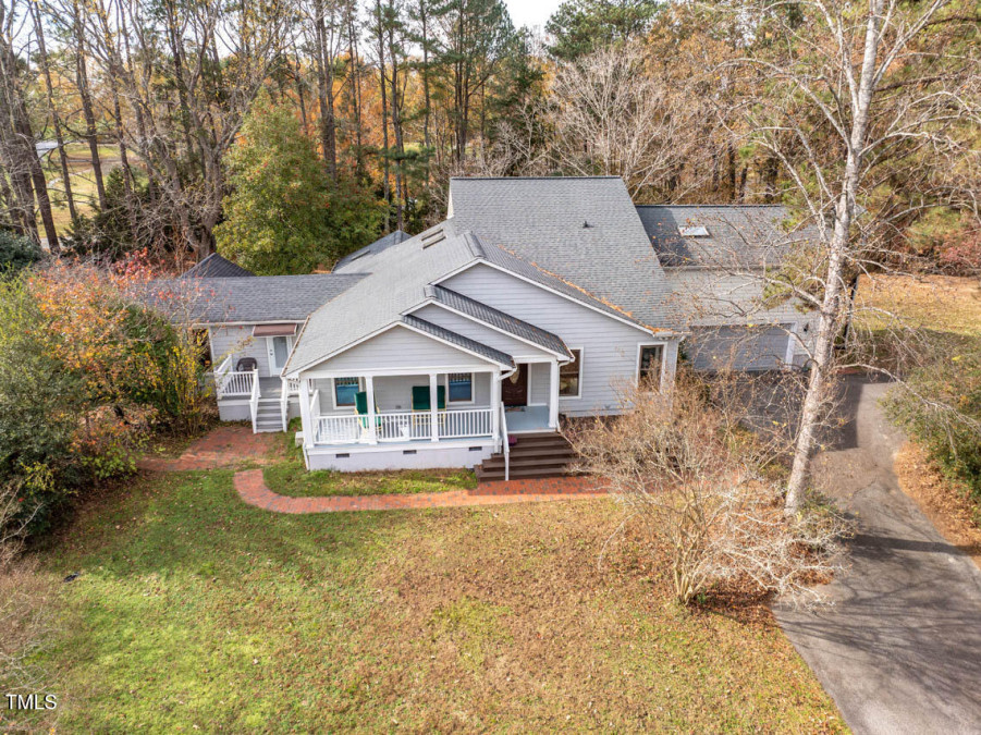 135 Weatherbend  Pittsboro, NC 27312