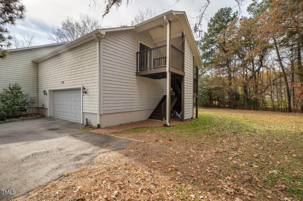 135 Weatherbend  Pittsboro, NC 27312