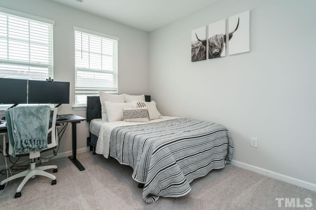 1055 Commack Dr, Durham, NC 27703 Raleigh Realty