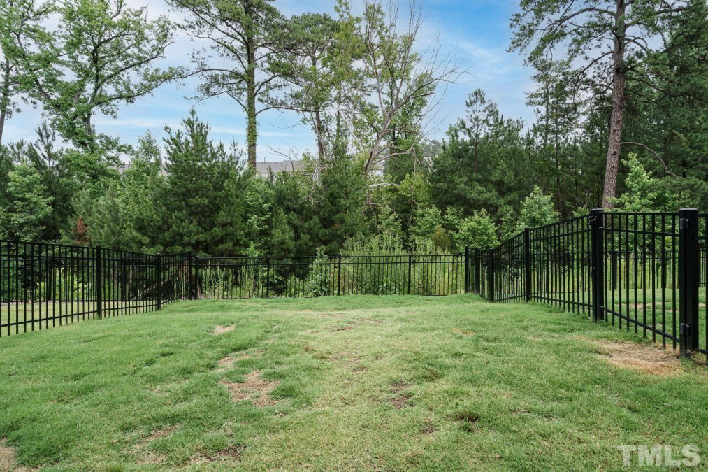 1055 Commack Dr, Durham, NC 27703 Raleigh Realty