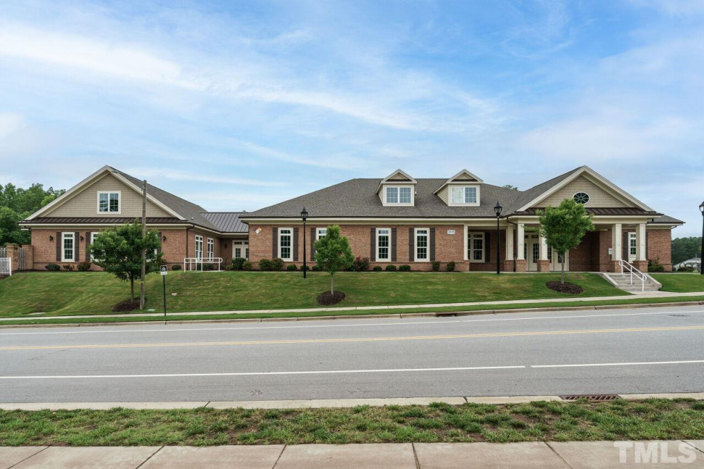 1055 Commack Dr, Durham, NC 27703 Raleigh Realty