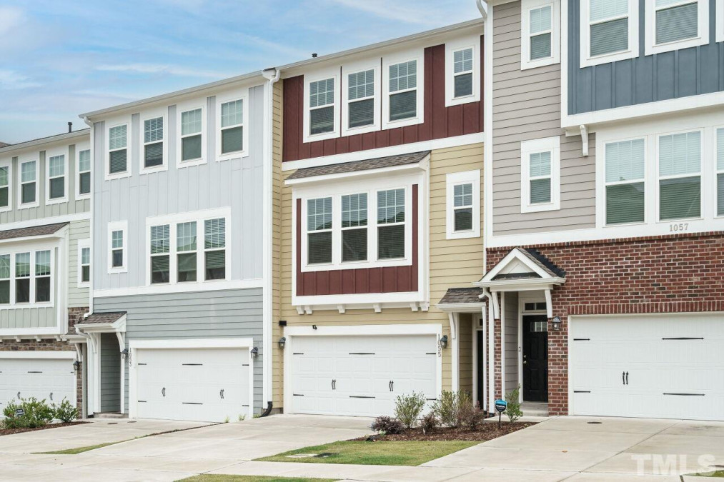 1055 Commack Dr, Durham, NC 27703 Raleigh Realty