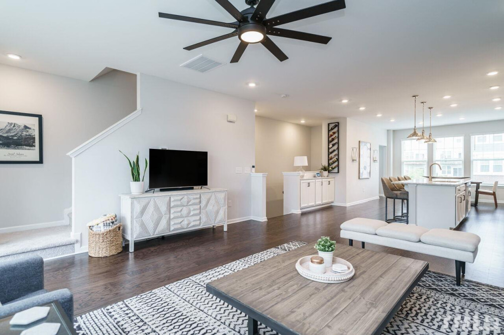 1055 Commack Dr, Durham, NC 27703 Raleigh Realty