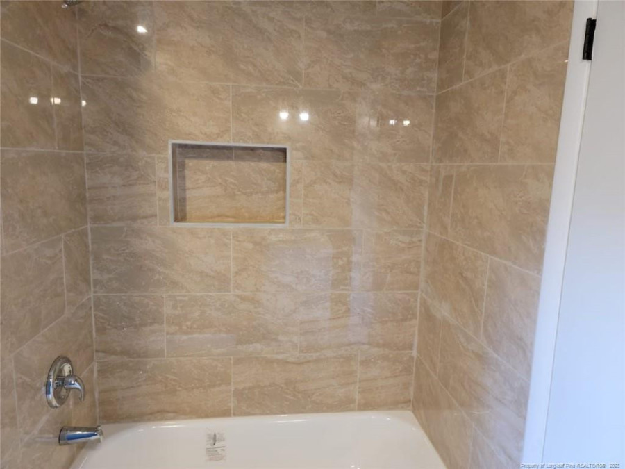 627 Wakefield Fayetteville, NC 28303