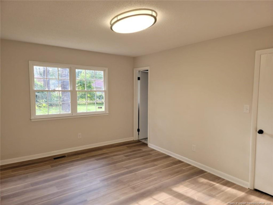 627 Wakefield Fayetteville, NC 28303