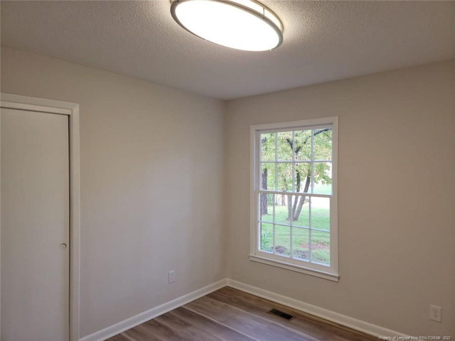 627 Wakefield Fayetteville, NC 28303
