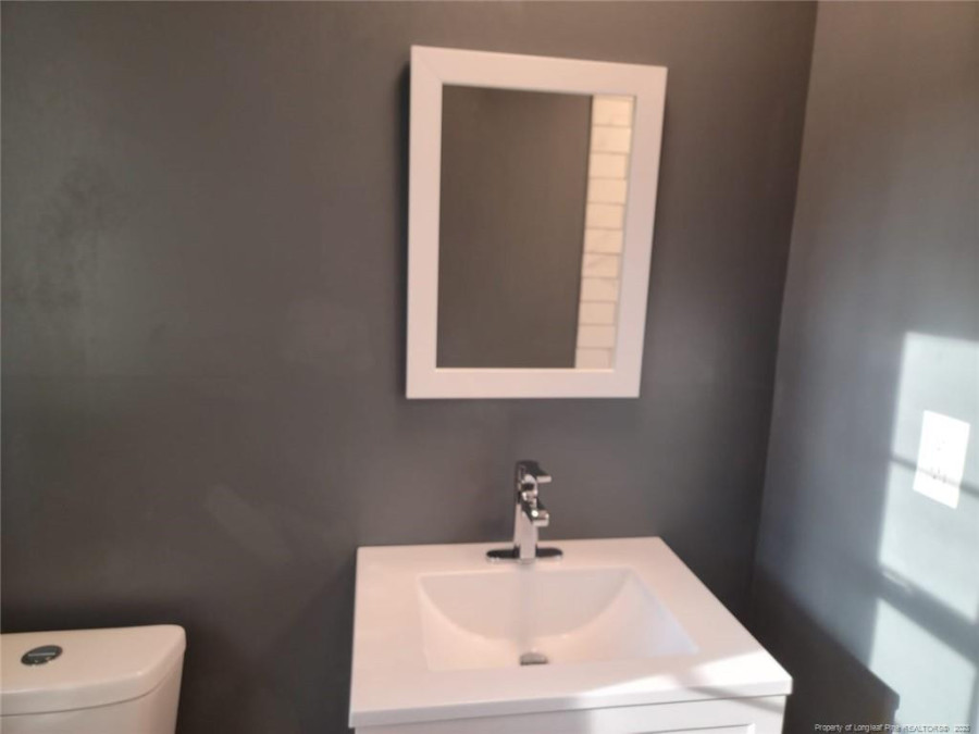 627 Wakefield Fayetteville, NC 28303