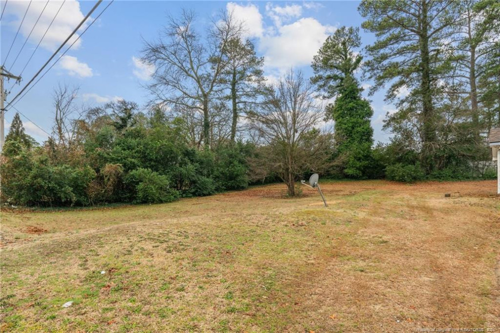 1302 Bingham Dr, Fayetteville, NC 28304 Raleigh Realty