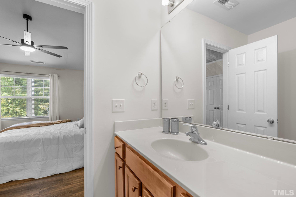 100 Stratford Lakes Dr Durham, NC 27713