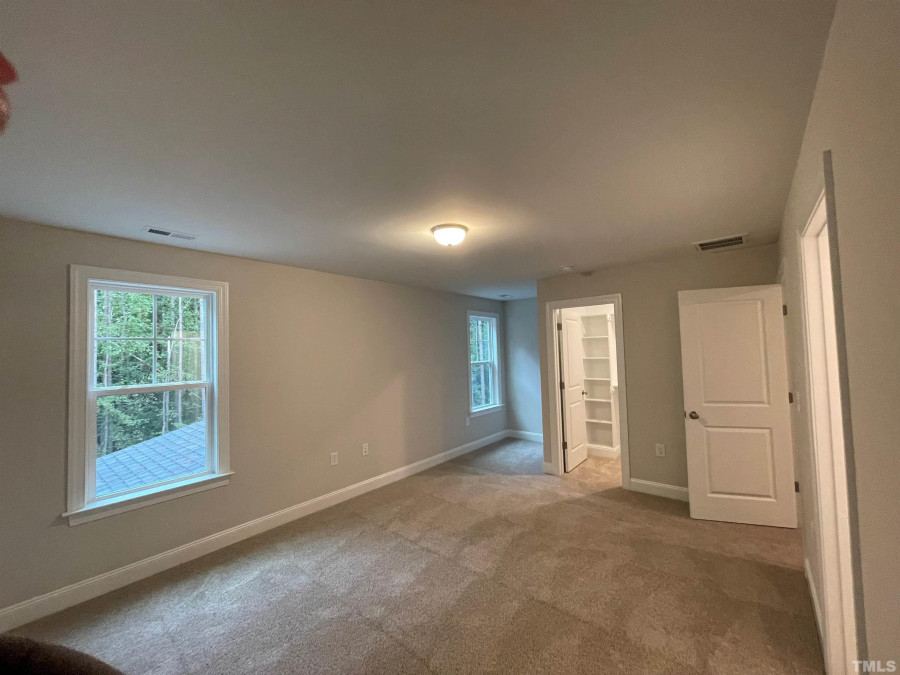 35 Everwood Ct Youngsville, NC 27596