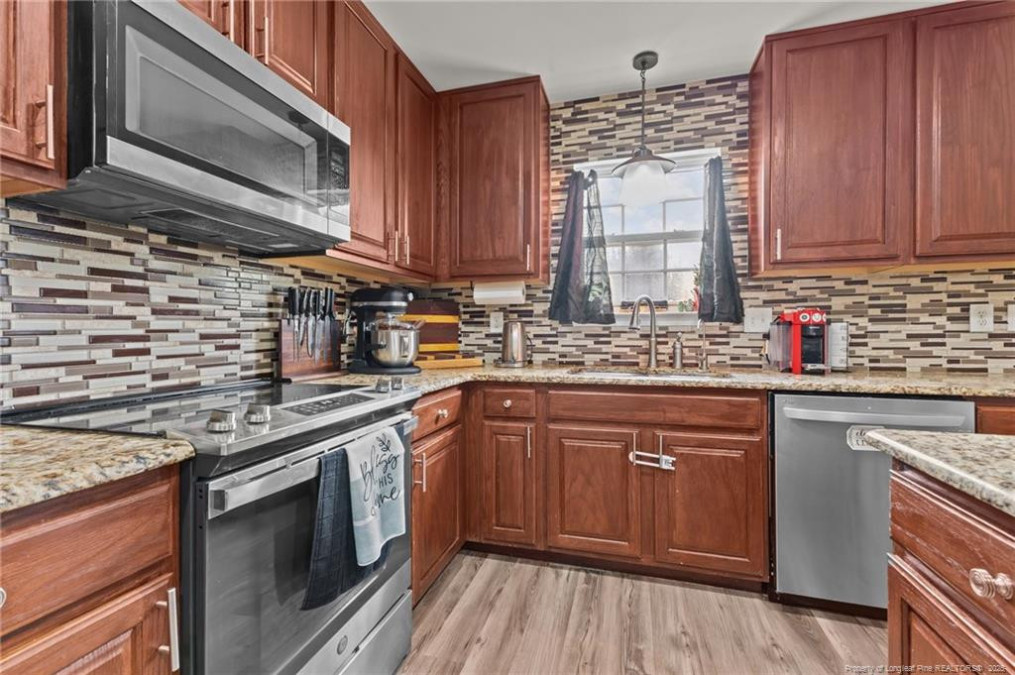 126 Thimbleweed Dr Lillington, NC 27546