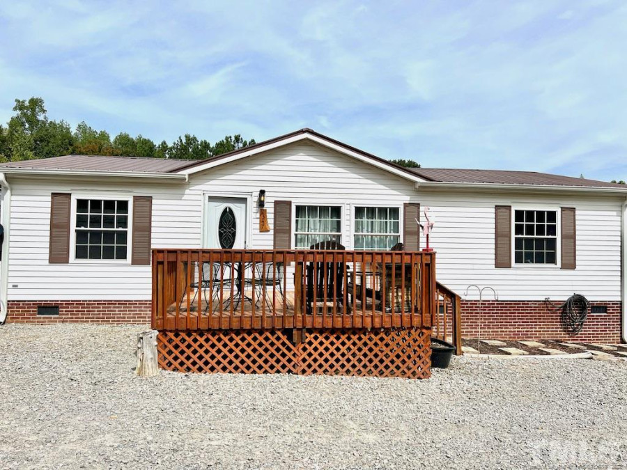 2347 Blackstone Rd, Sanford, NC 27330 Raleigh Realty