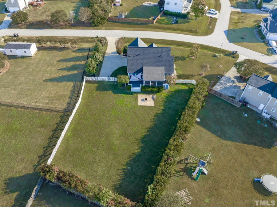 7204 Pekin Dr Willow Springs, NC 27592