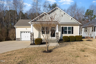 54 Potted Plant Ct Clayton, NC 27520