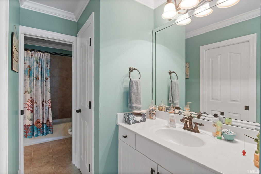 4016 Cashmere Ln Youngsville, NC 27596