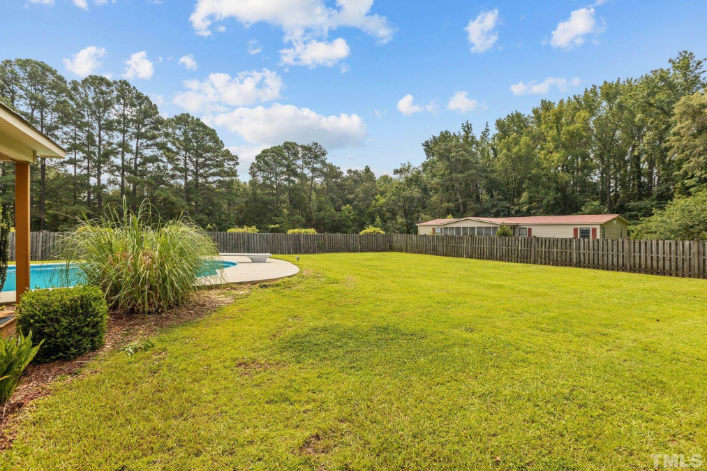 6037 Mcdougald Rd Lillington, NC 27546