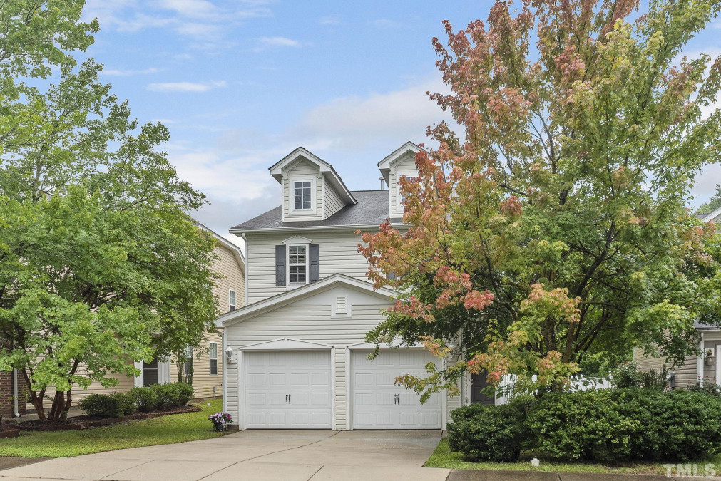 3034 Remington Oaks Cir, Cary, NC 27519 Raleigh Realty