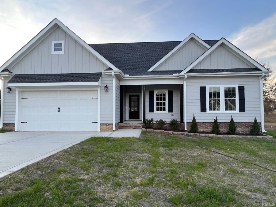 131 Crownview Dunn, NC 28334