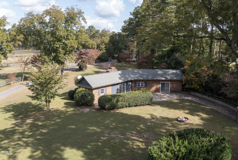 2454 May St Southern Pines, NC 28387