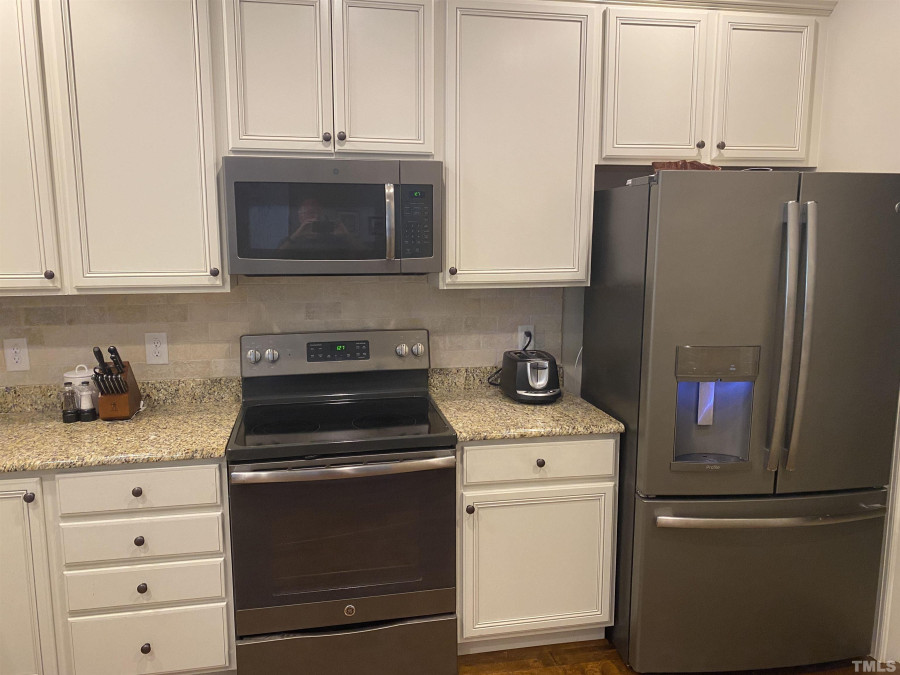701 Village Lake Dr Mebane, NC 27302