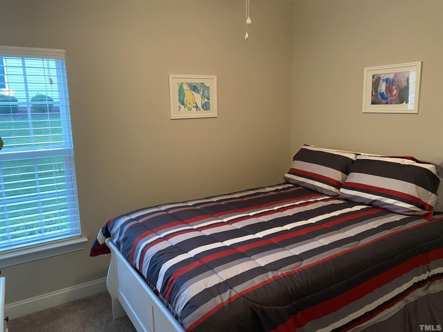 701 Village Lake Dr Mebane, NC 27302