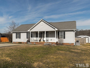 619 Clover Ct Burlington, NC 27217