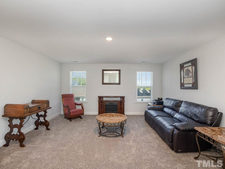 83 Sentry Oaks Dr Garner, NC 27529