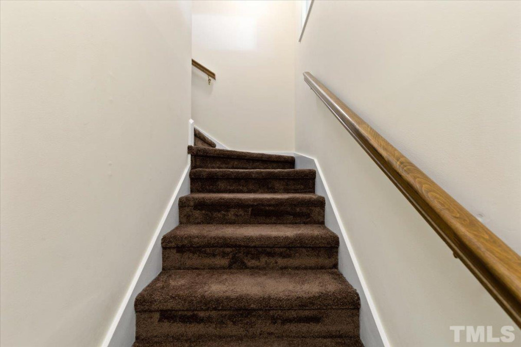 4101 Five Oaks Dr Durham, NC 27707