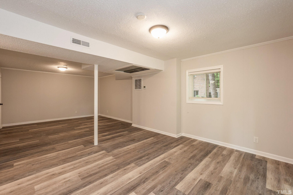316 Wayne Cir Durham, NC 27707